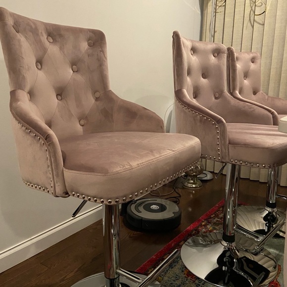 Velvet Bae stool - Picture 3 of 7